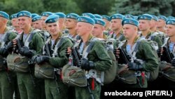 Ілюстрацыйнае фота. Беларускае войска на рэпетыцыі параду 3 ліпеня. 1 ліпеня 2019 году