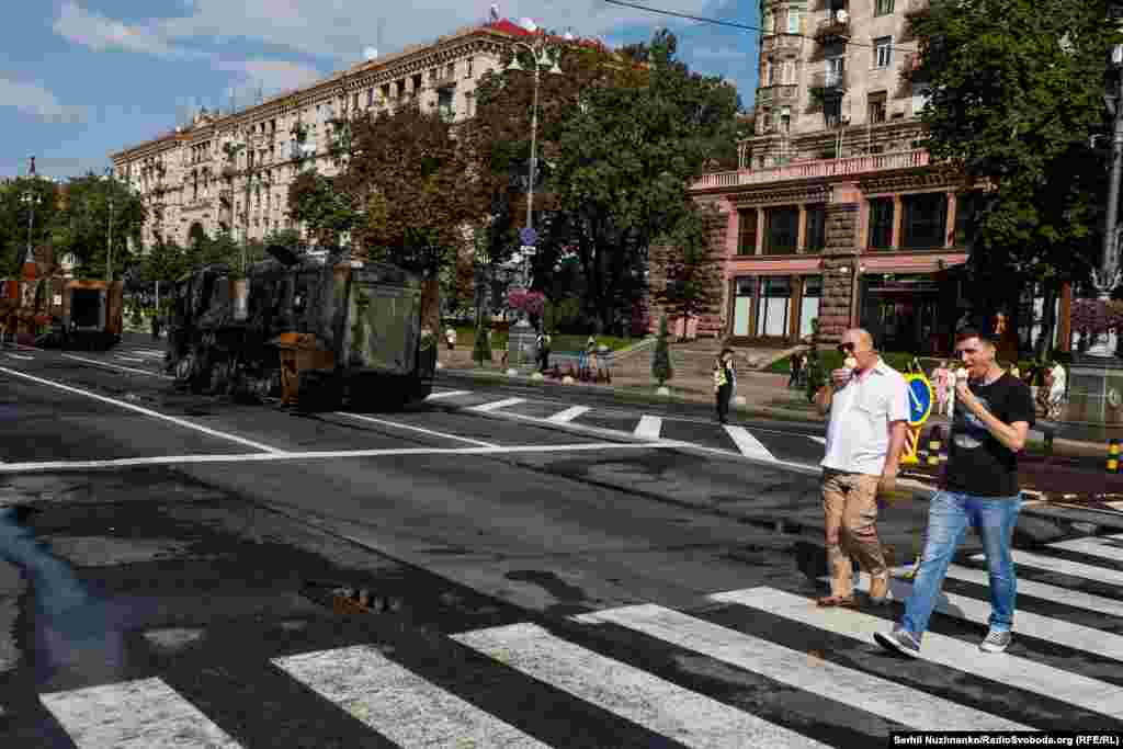 Дагэтуль падбітую расейскую тэхніку можна было пабачыць на плошчы каля Міхайлаўскага сабору ў Кіеве