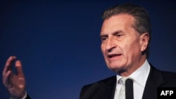 Гюнтэр Этынгер (Günther Oettinger), архіўнае фота