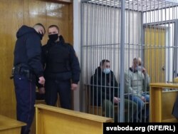 Падчас судовага працэсу 15 сьнежня