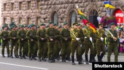 Падразьдзел літоўскага войска на парадзе ў Кіеве. 24 жніўня 2017. Ілюстрацыйнае фота