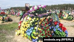 21-гадовы Аляксандр Коржыч загінуў у войску. Блізкія ня вераць у афіцыйную вэрсію "самагубства"