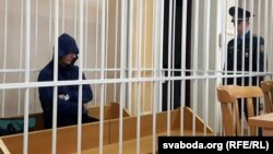 Спэцыяліст па кампутарнай бясьпецы Сяргей Суравіцкі на лаве падсудных