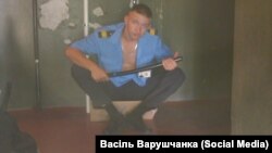 Фоты са старонкі Васіля Варушчанкі «ЎКантакце»