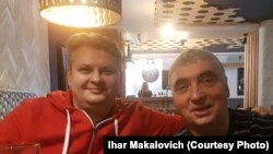 З даўнім сябрам Аляксандрам Тамковічам, Менск, красавік 2019