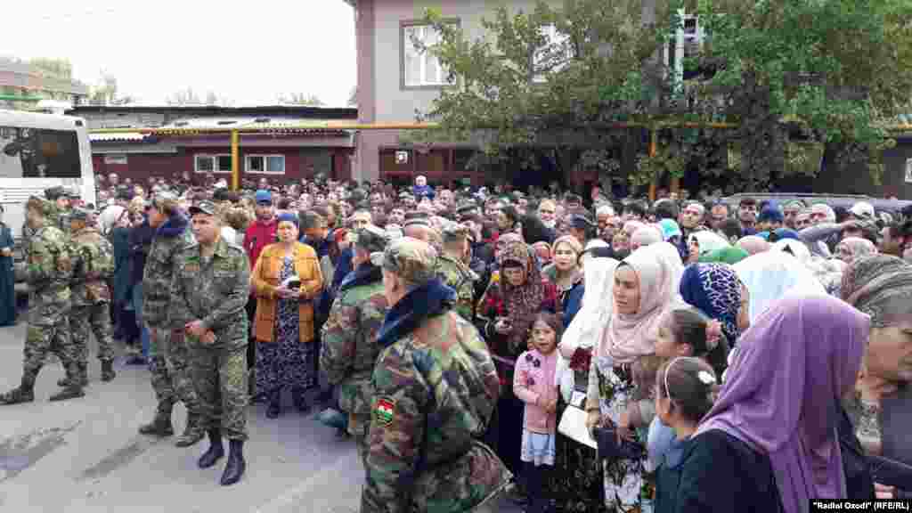 Tajikistan,Dushanbe city, people waiting released of their relatives from Dushanbe prison after amnesty, 28October2019