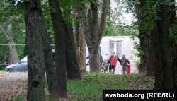 У парку ўжо зьявіўся і будаўнічы вагончык