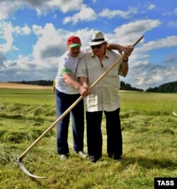 Аляксандар Лукашэнка і Жэрар Дэпардзьё