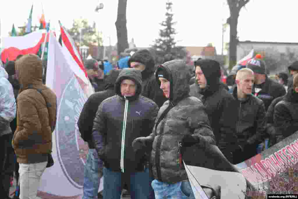 Акцыя нацыяналістаў скончылася ў Гайнаўскім доме культуры паказам фільму пра Рамуальда Райса.