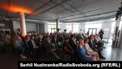 На 70-годзьдзе Радыё Свабода ў Кіеве сабраліся палітыкі, вайскоўцы, прадстаўнікі духавенства розных канфэсіяў, праваабаронцы, журналісты