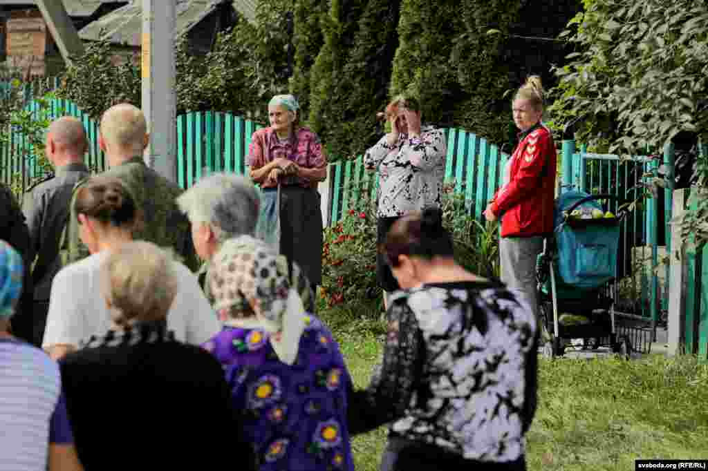 Суседзі па вёсцы