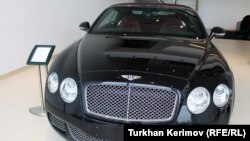 Мошини Bentley - як аломати шик барои "ҷавонони тилоӣ"