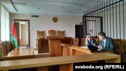 Ганна Кавалевіч і яе адвакат Павел Шамко