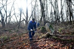 Добраўпарадкаваньне могілак