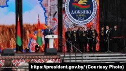 Belarus - Lukashenko in the village of Karma in the Gomel region. Dazhynki-2024. Photo of Lukashenka's press service