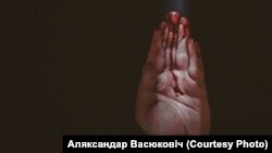 Фота Аляксандра Васюковіча з выставы «Традыцыйныя каштоўнасьці»